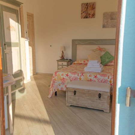 Tenuta Petra Manna ปาเลา ภายนอก รูปภาพ