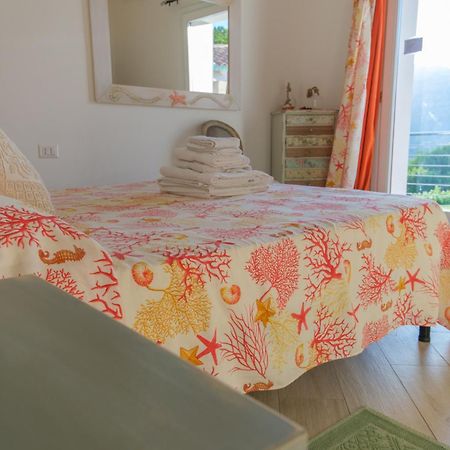 Tenuta Petra Manna ปาเลา ภายนอก รูปภาพ