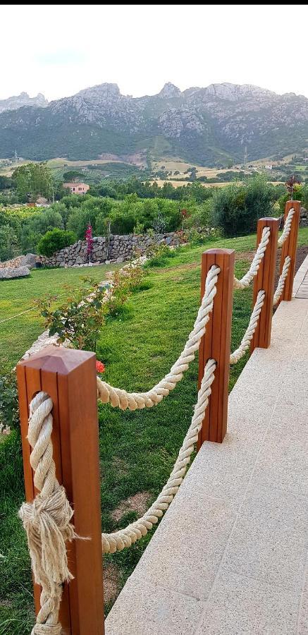 Tenuta Petra Manna ปาเลา ภายนอก รูปภาพ