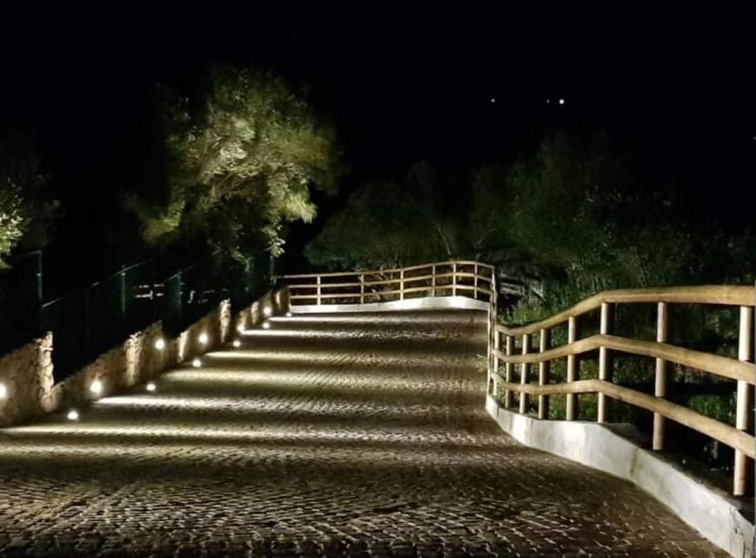 Tenuta Petra Manna ปาเลา ภายนอก รูปภาพ